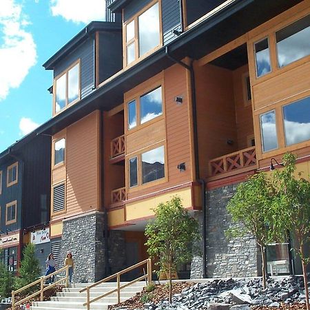 Canmore Crossing Hotel Exterior foto