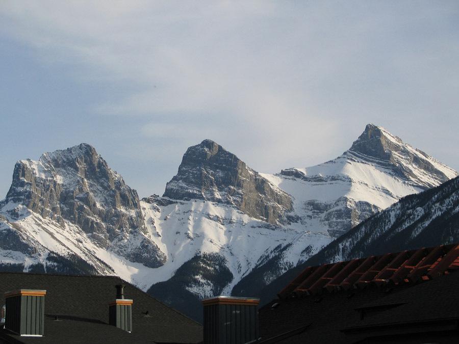 Canmore Crossing Hotel Exterior foto